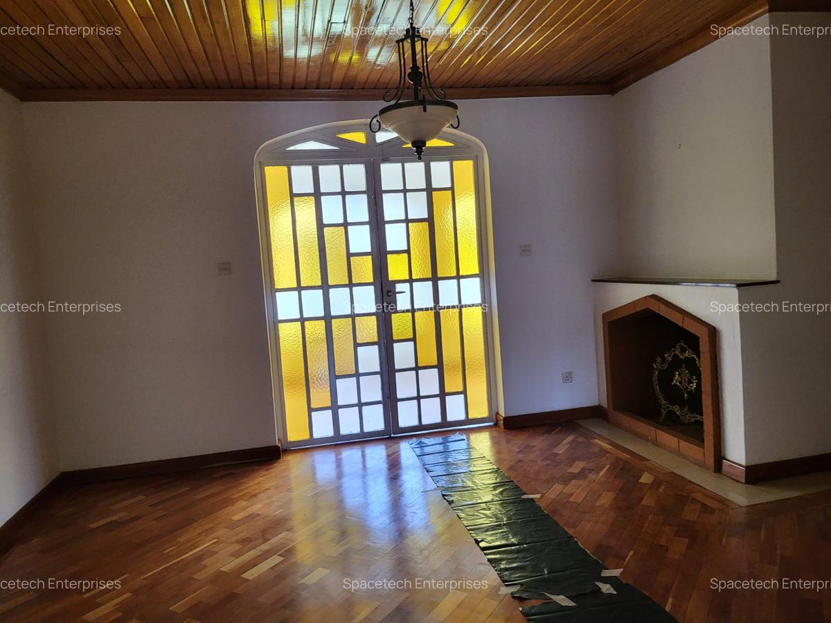 4 Bed House with En Suite in Gigiri - 10