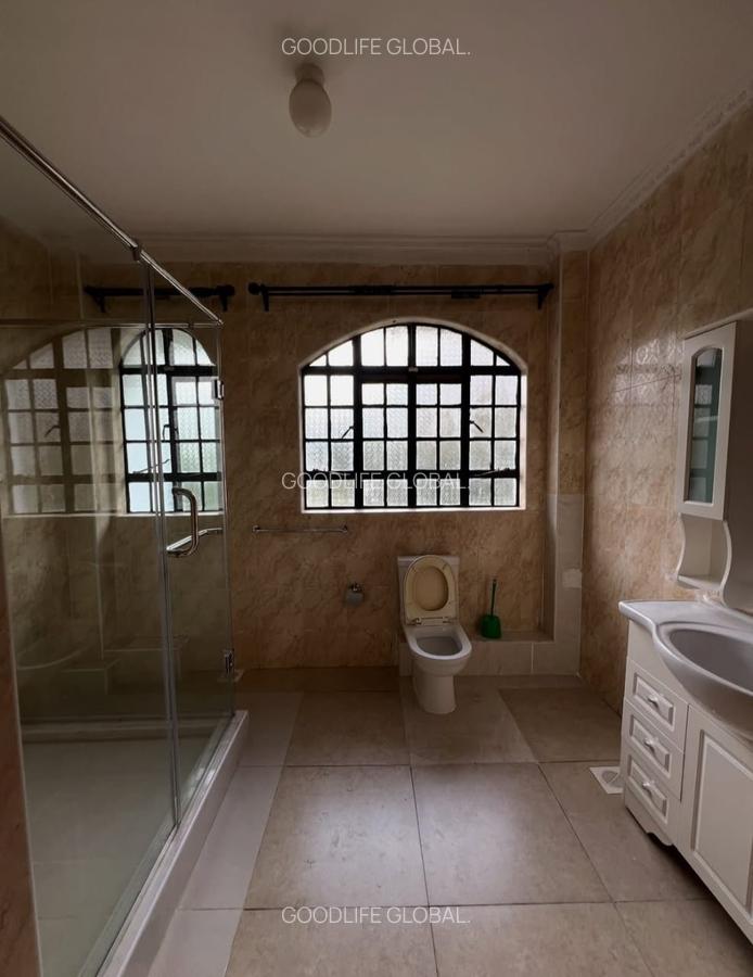 5 Bed House with En Suite at Peponi Road - 10