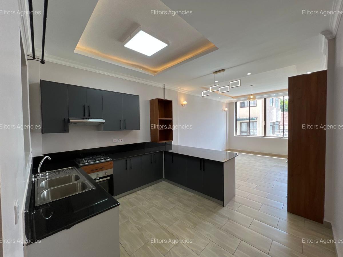 2 Bed Apartment with En Suite at Lantana Road - 2