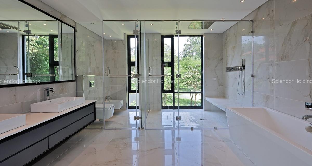 6 Bed Townhouse with En Suite in Lavington - 14