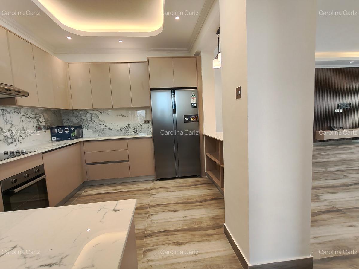 2 Bed Apartment with En Suite at Br - 7