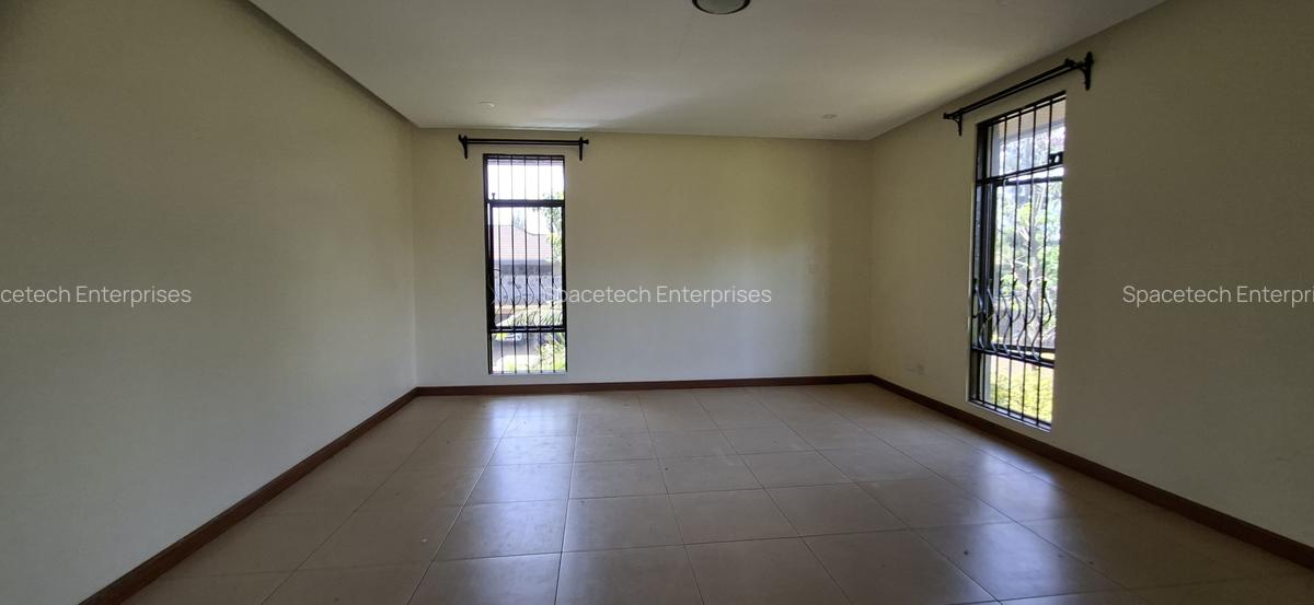 4 Bed Townhouse with En Suite in Runda - 9