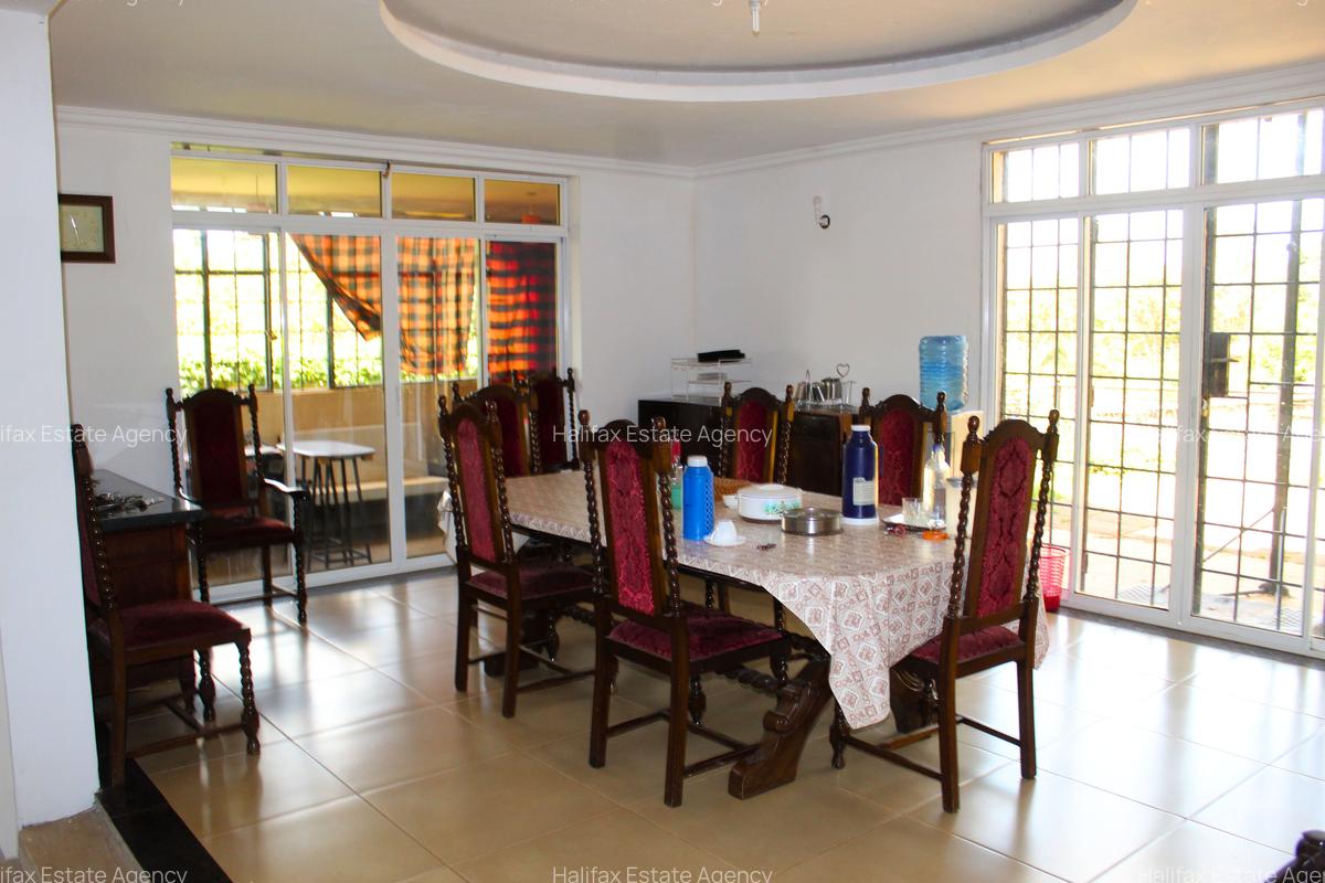 7 Bed Villa with En Suite in Runda - 14