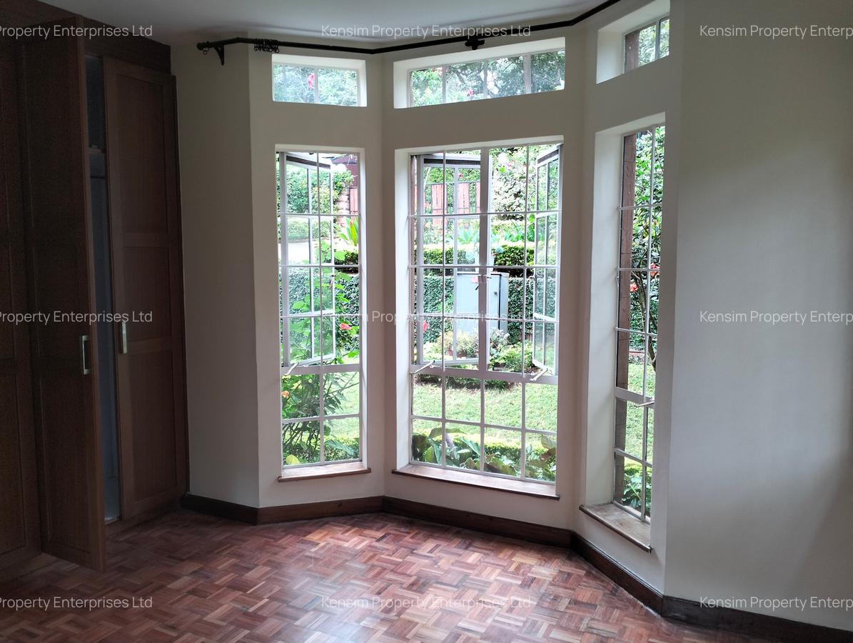 5 Bed Townhouse with En Suite in Rosslyn - 13