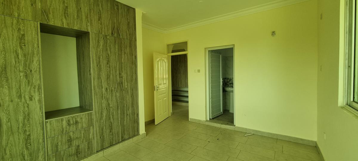 Serviced 3 Bed Apartment with En Suite at Mtwapa - 9