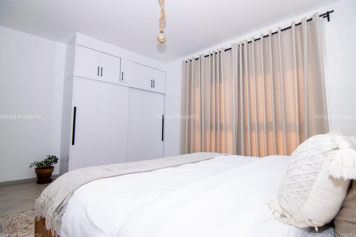 2 Bed Apartment with En Suite at Argwings Kodhek - 17