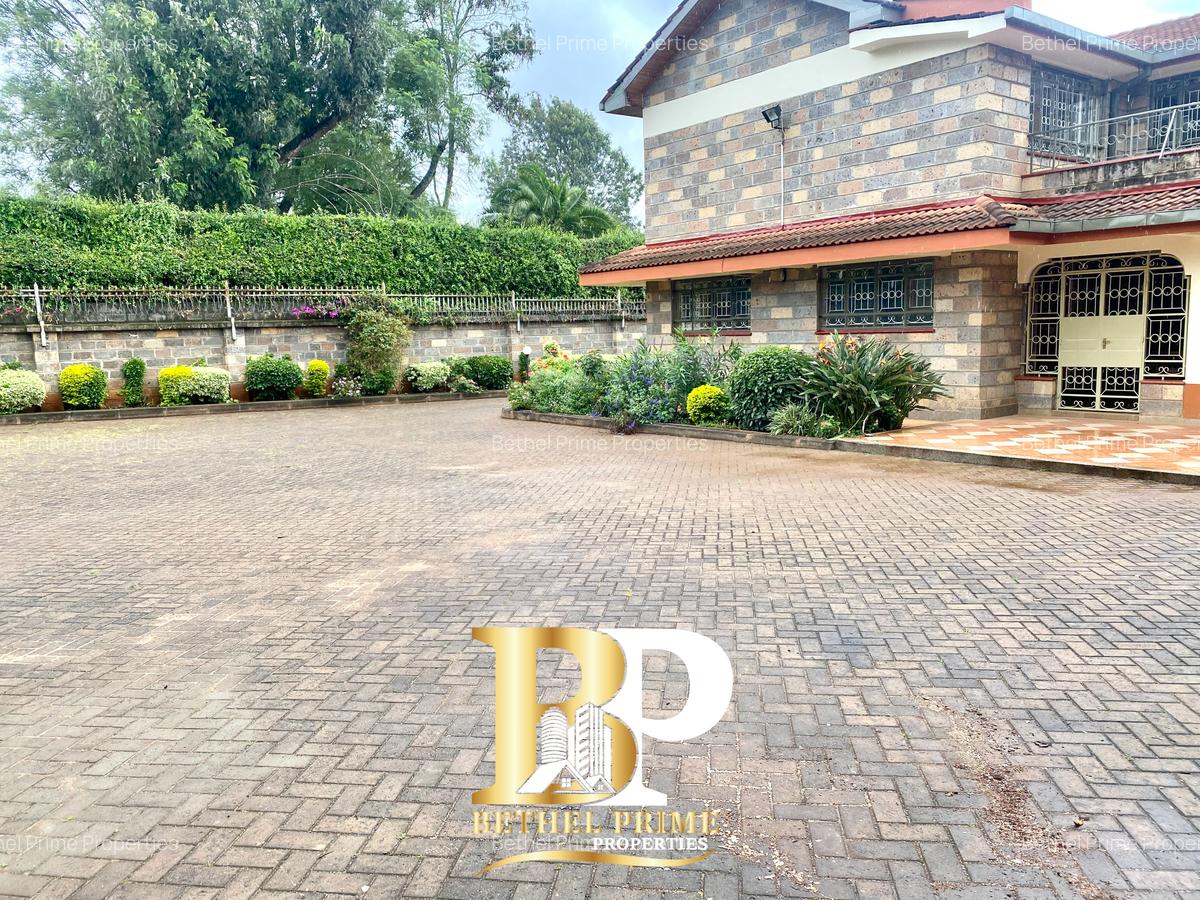 5 Bed House with En Suite in Nyari - 3