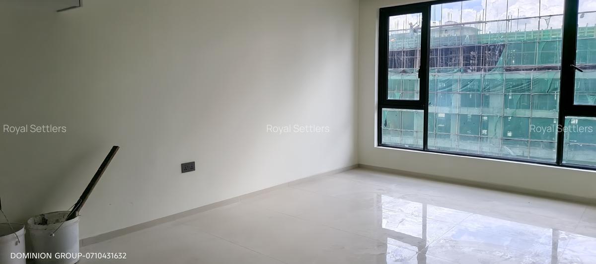 1 Bed Apartment with En Suite at Westlands Road - 3