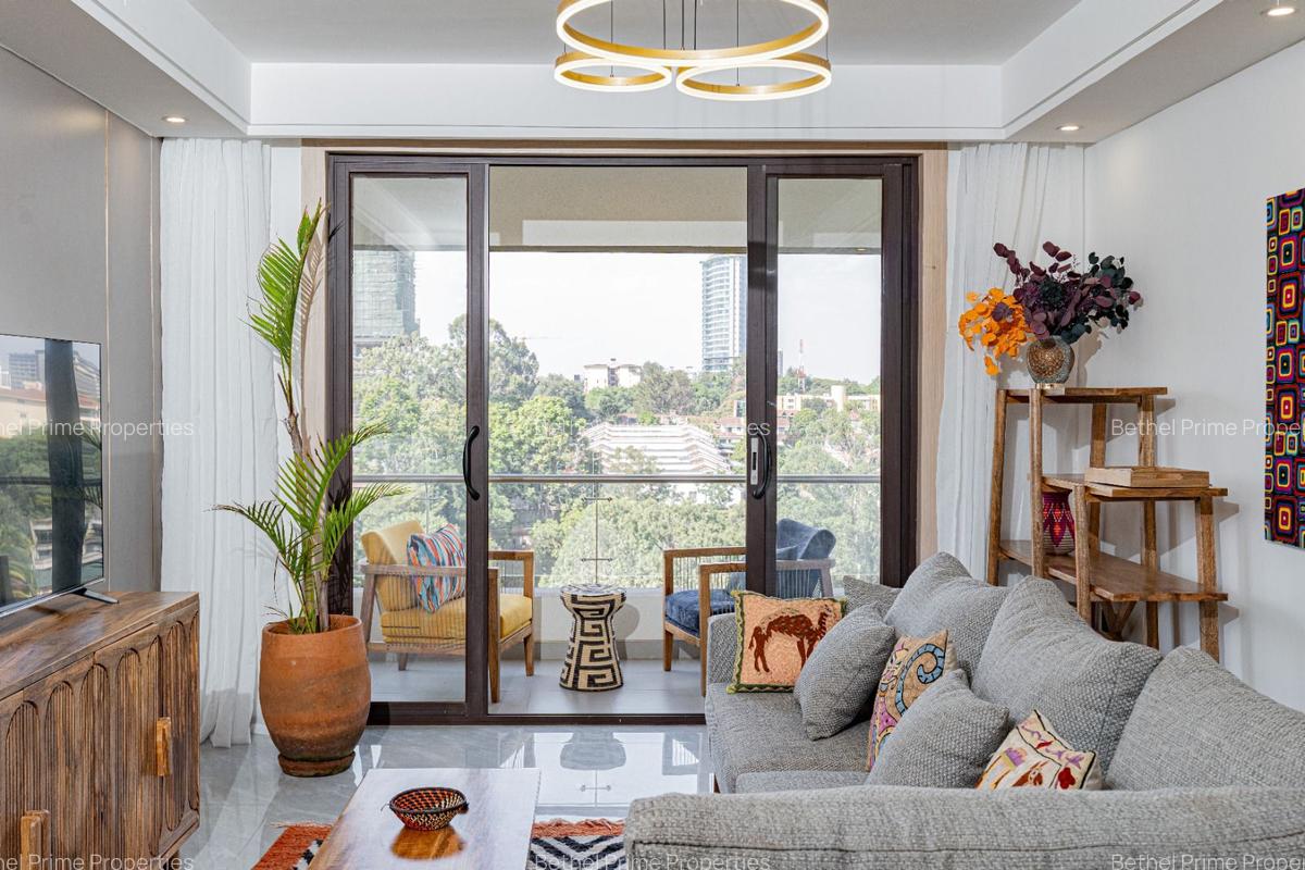 3 Bed Apartment with En Suite in Riverside - 2