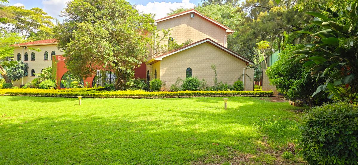 Commercial Property with Service Charge Included at Runda Grove - 7