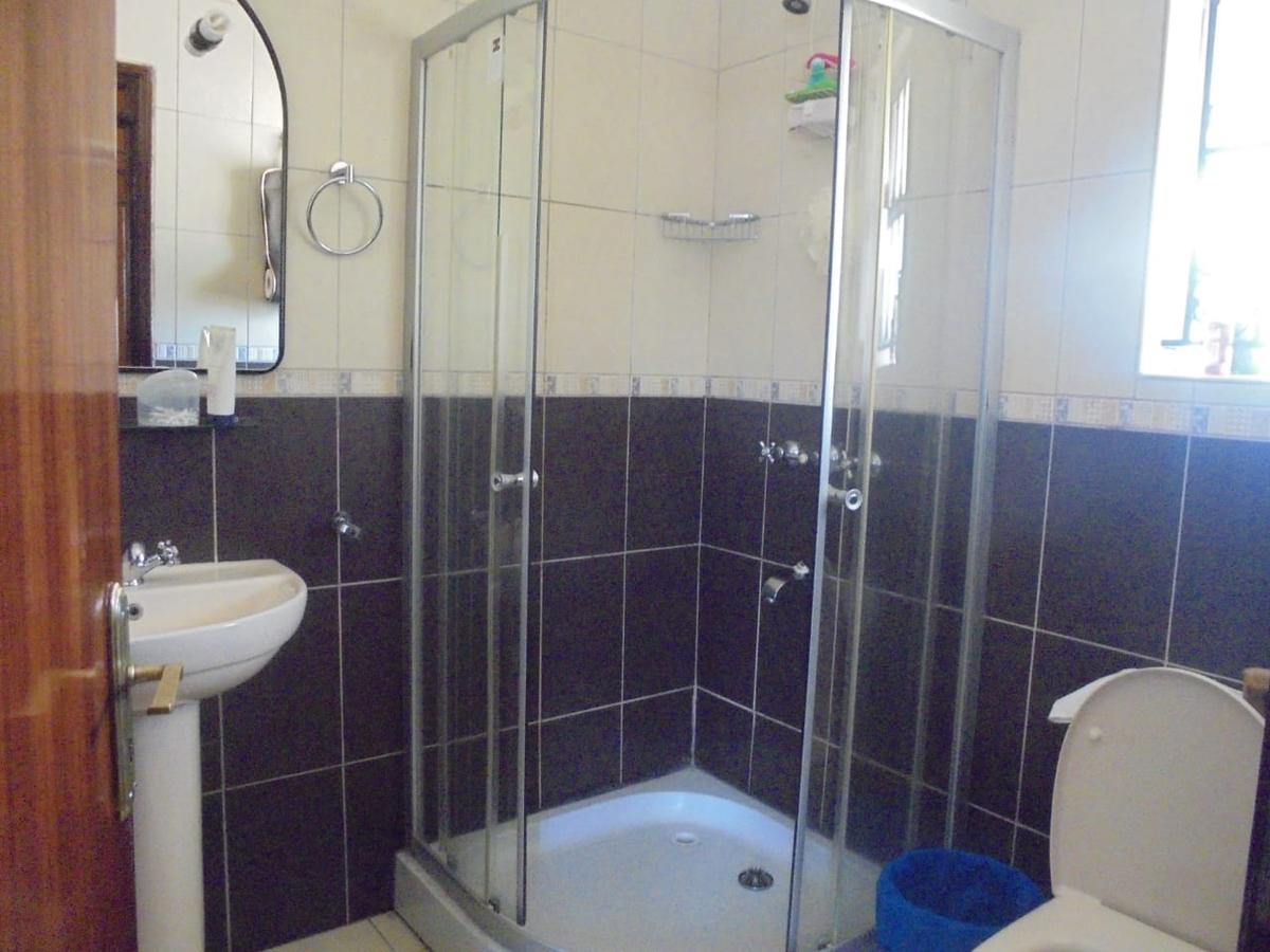 4 Bed Villa with En Suite in Gigiri - 18