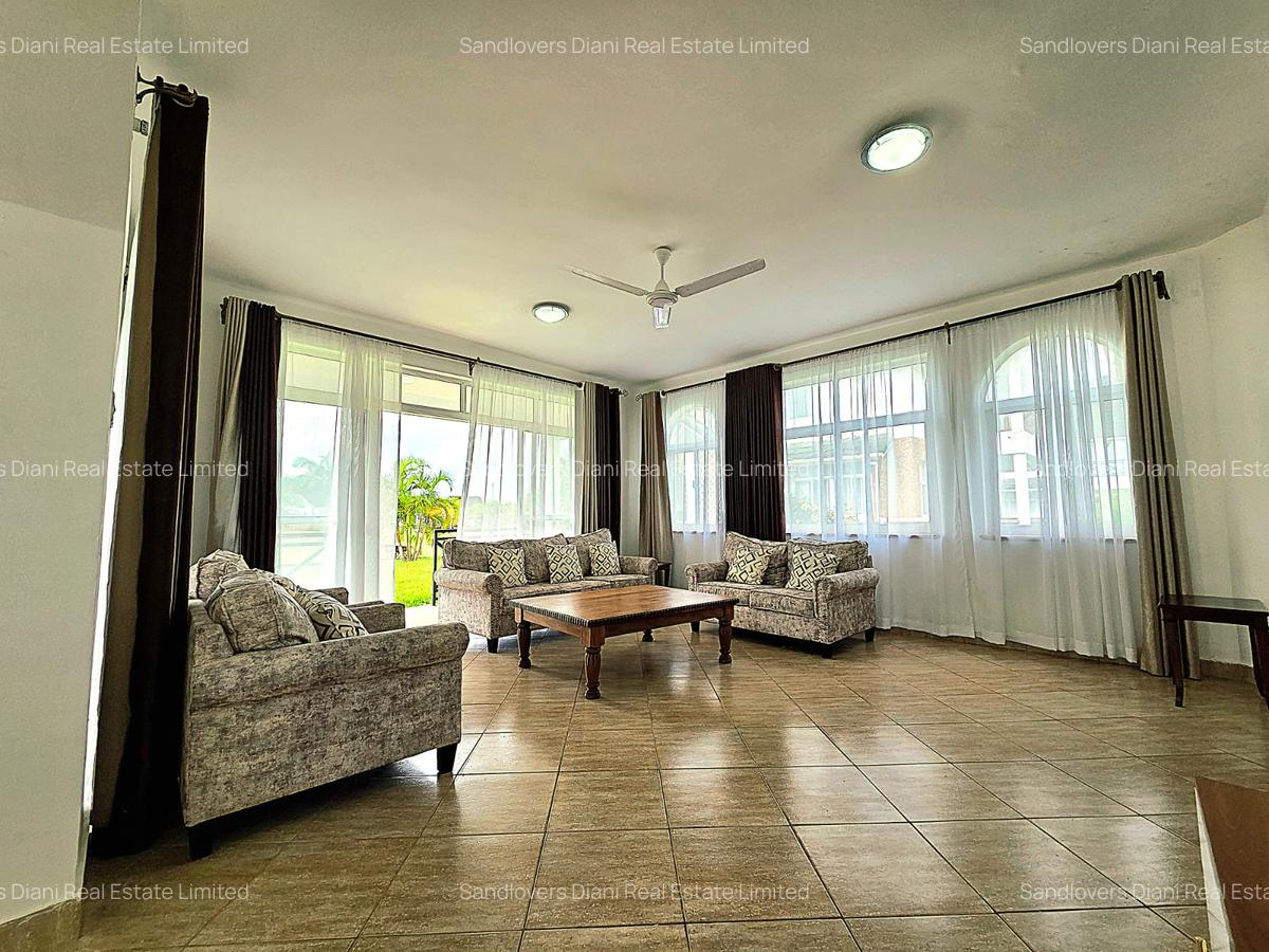 3 Bed Villa with En Suite in Diani - 11