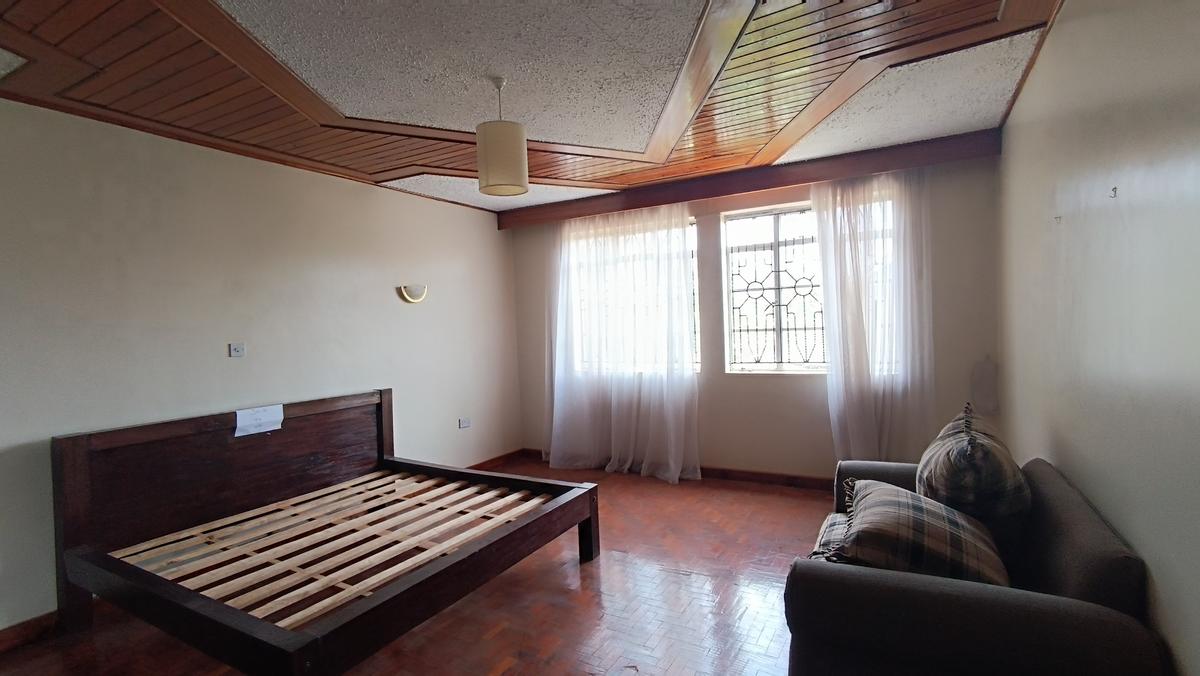 6 Bed House with En Suite at Pan African Insurance - 19