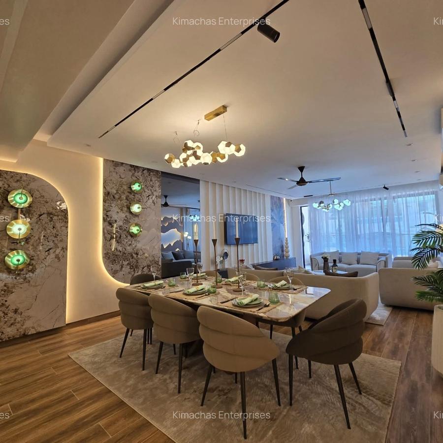 3 Bed Apartment with En Suite at Links Road - 3