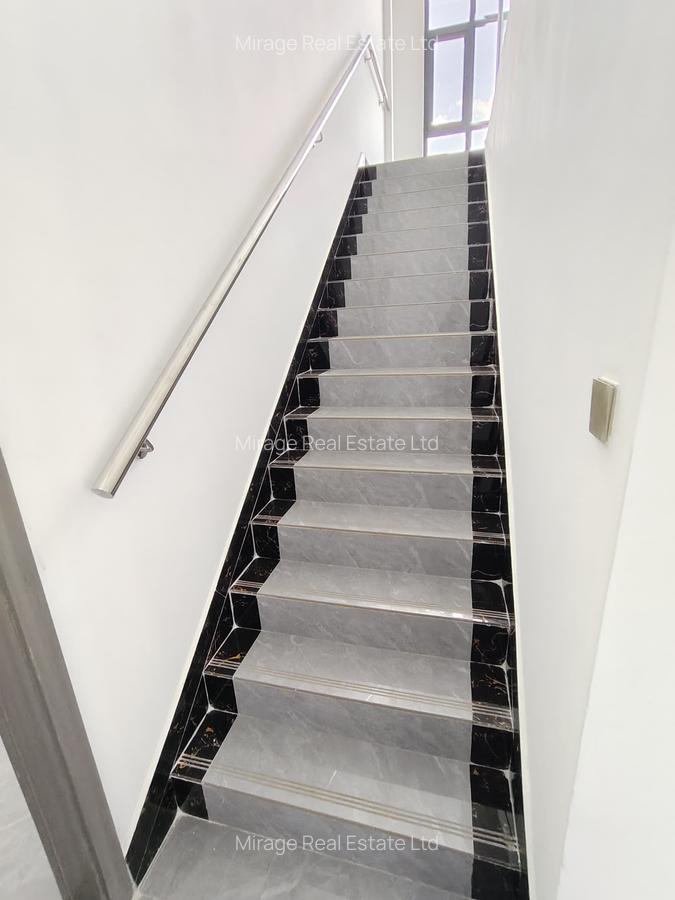 4 Bed Apartment with Swimming Pool in Kileleshwa - 19