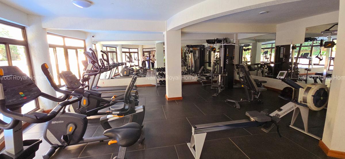 2 Bed Apartment with En Suite at Westlands Road - 4