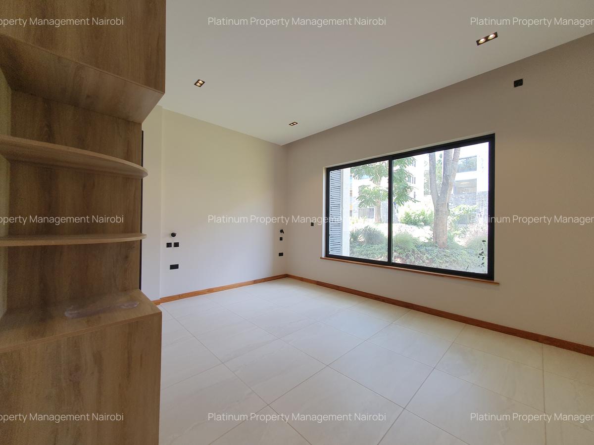 4 Bed Apartment with En Suite at Oak Ivy - 12