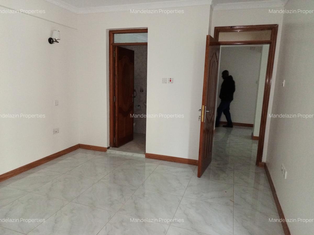 2 Bed Apartment with En Suite at School Lane - 10