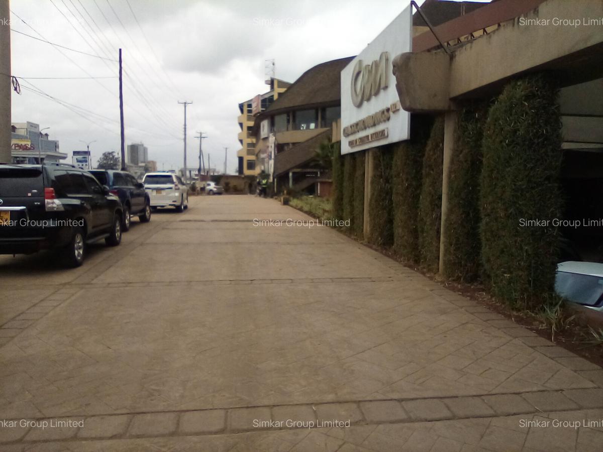 Commercial Property with Service Charge Included at Mombasa Rd - 3
