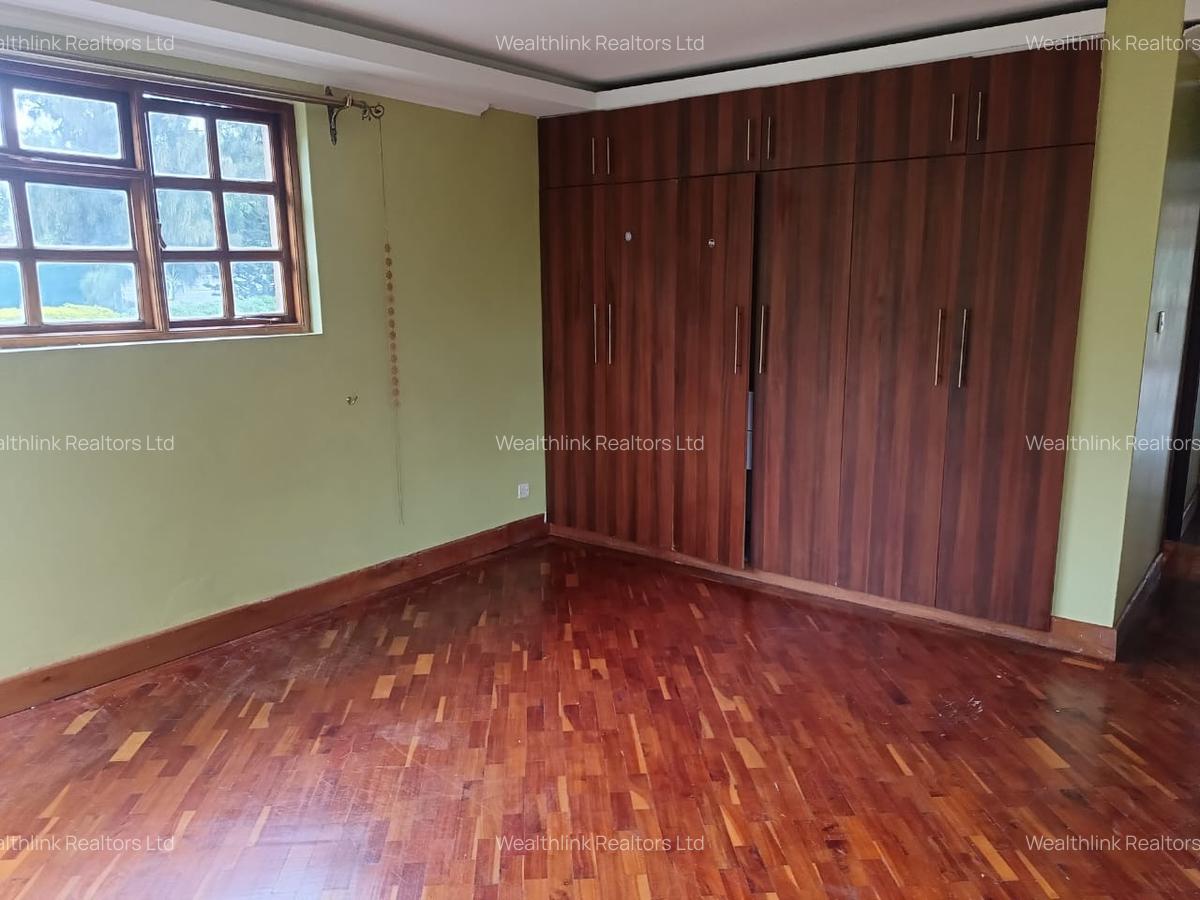 4 Bed House with En Suite at Runda - 12