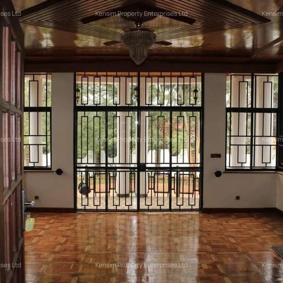 5 Bed Townhouse with En Suite in Rosslyn - 14