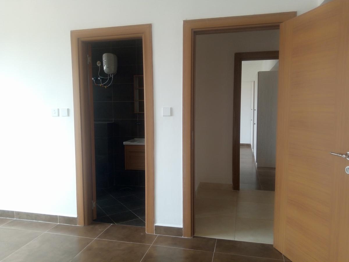 2 Bed Apartment with En Suite in Westlands Area - 7