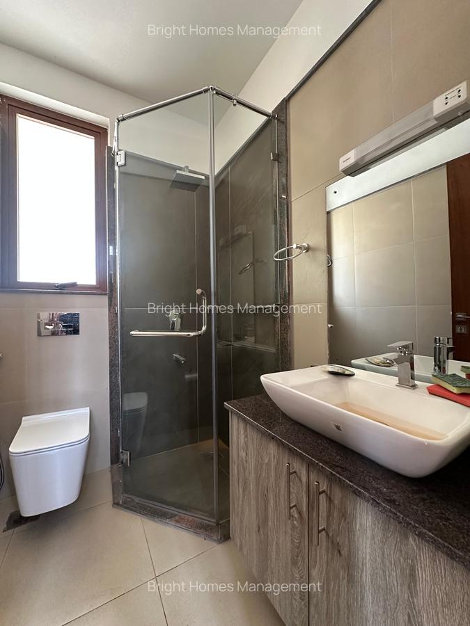 5 Bed Townhouse with En Suite in Lavington - 7
