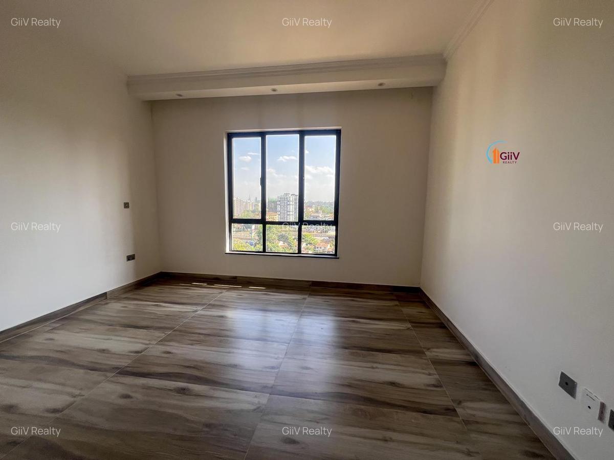 2 Bed Apartment with En Suite in Westlands Area - 10