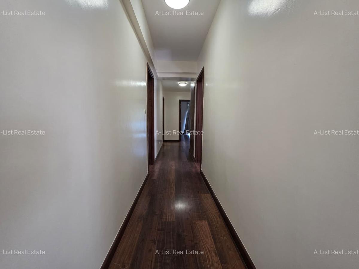 4 Bed Apartment with En Suite at General Mathenge - 11