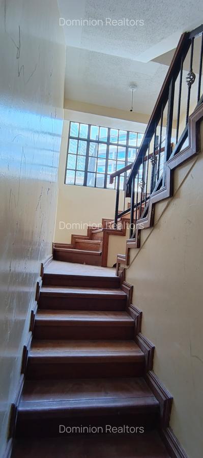 5 Bed Villa with En Suite at Matundu Lane - 17