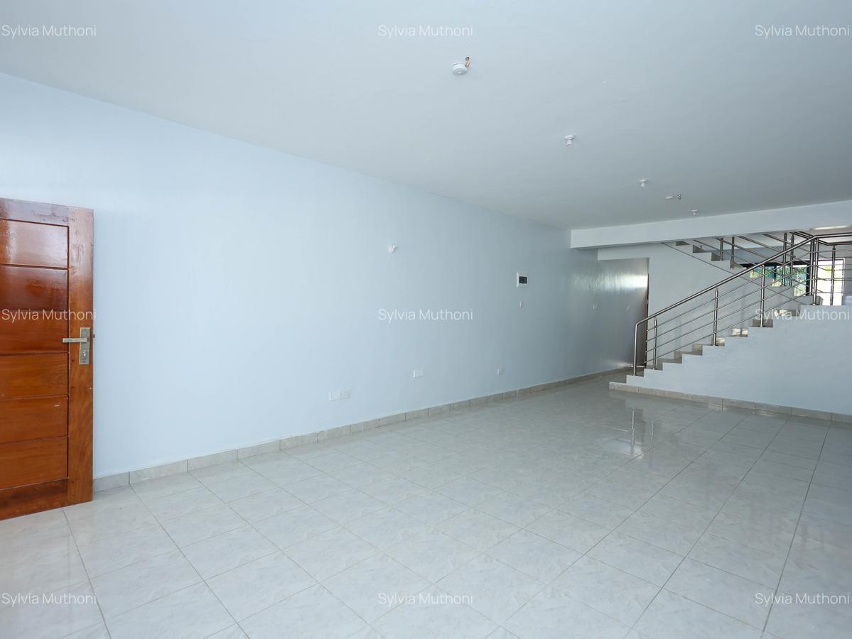 4 Bed Townhouse with En Suite at Twiga Road - 3