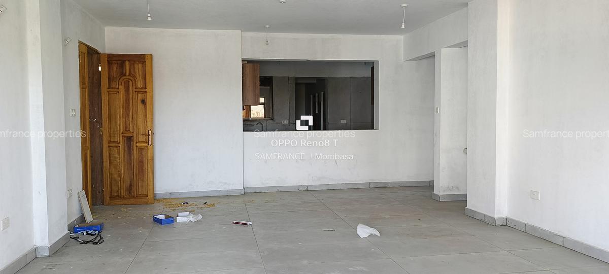 3 Bed Apartment with En Suite at Tudor - 5