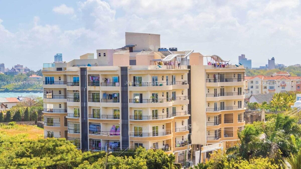 Serviced 3 Bed Apartment with En Suite in Nyali Area - 1