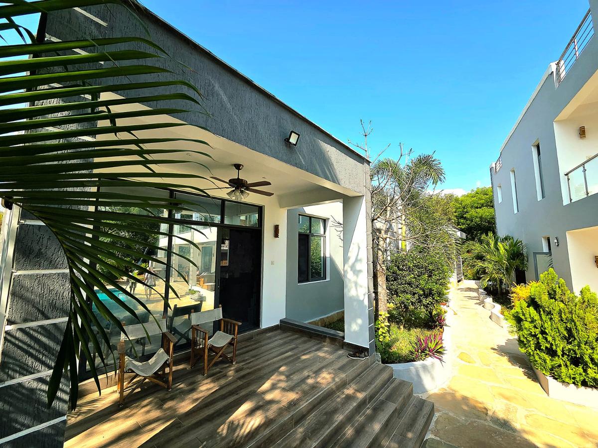 4 Bed Villa with En Suite in Diani - 12