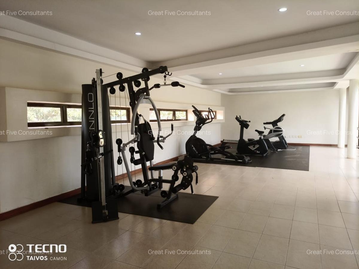 4 Bed Villa with En Suite in Runda - 13