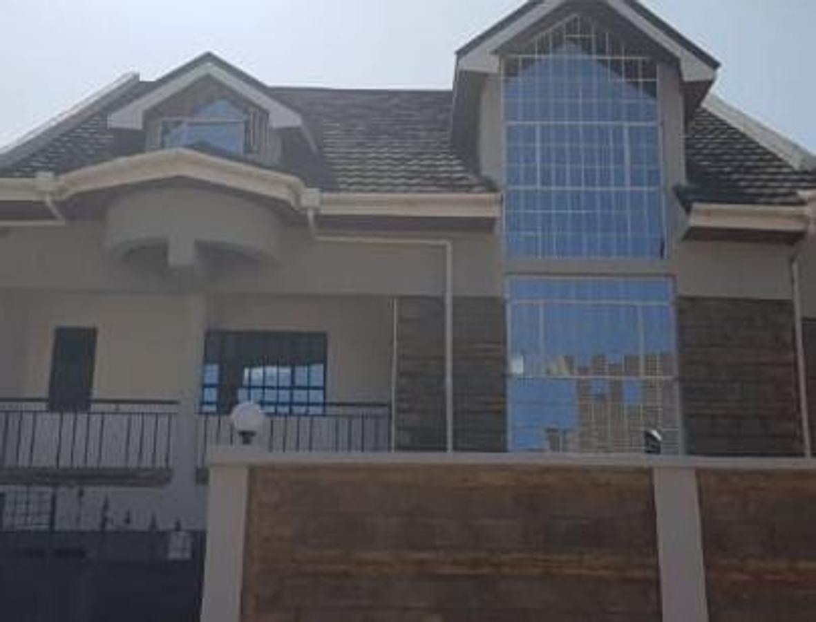 6 Bed House with En Suite in Langata - 1