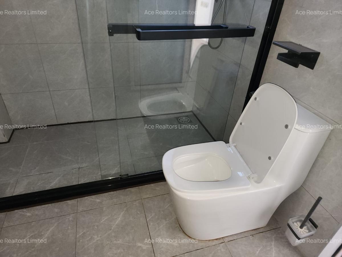 3 Bed Apartment with En Suite at Riverside Drive - 8