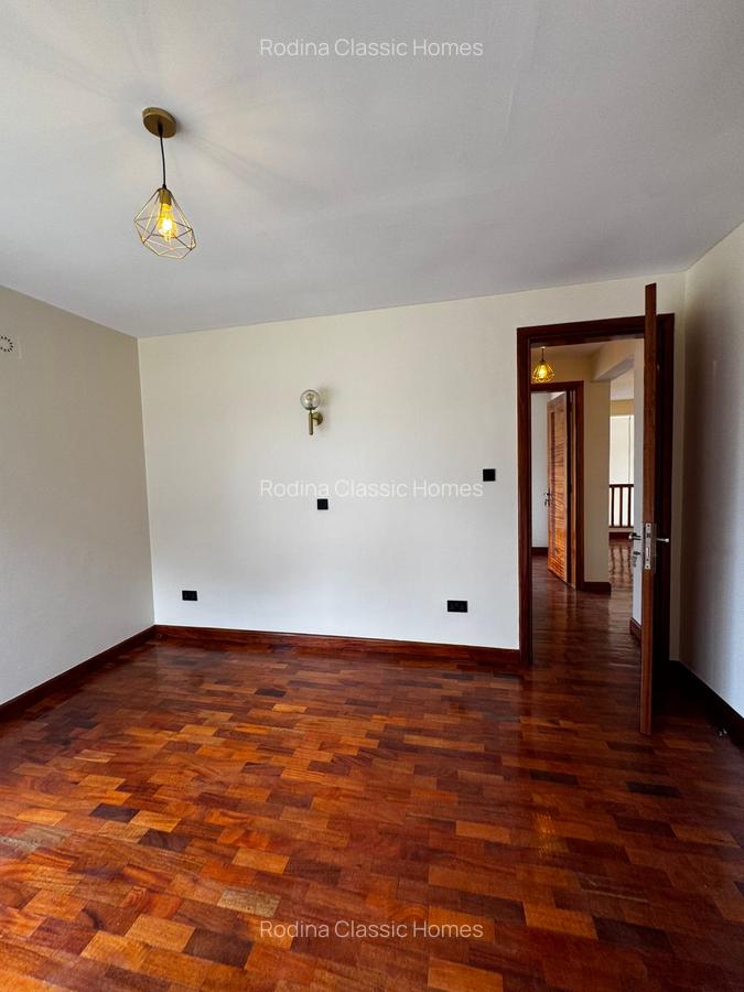 4 Bed Townhouse with En Suite in Karen - 4