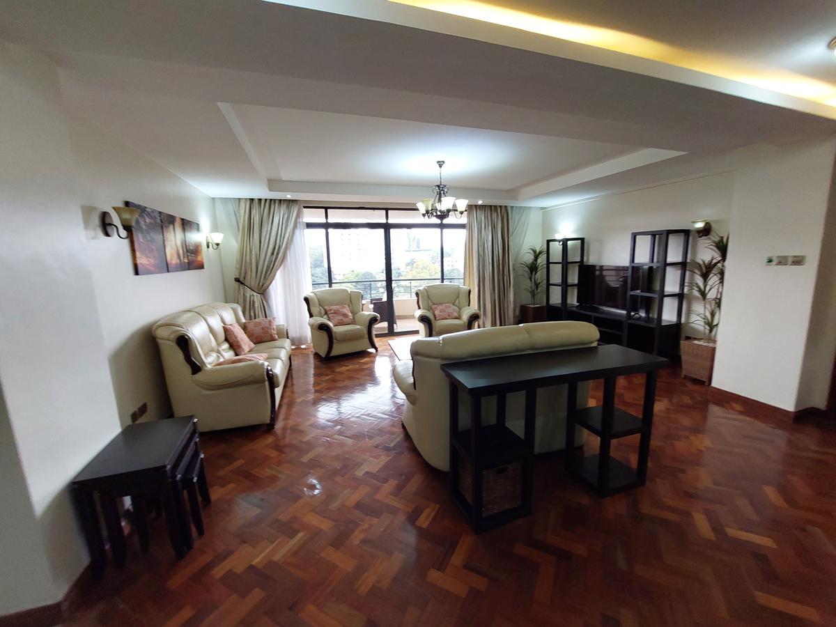 3 Bed Apartment with En Suite at Riverside Drive - 11