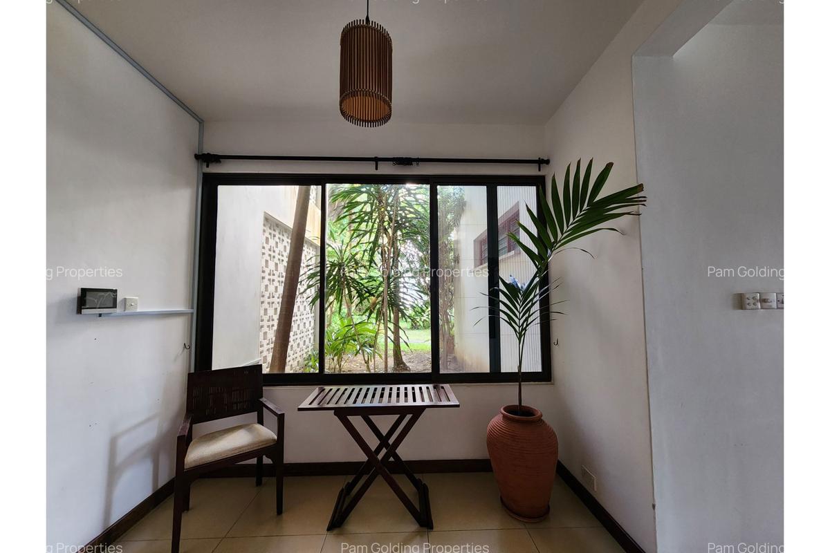 Furnished 3 Bed Apartment with En Suite at Cement Road - 10