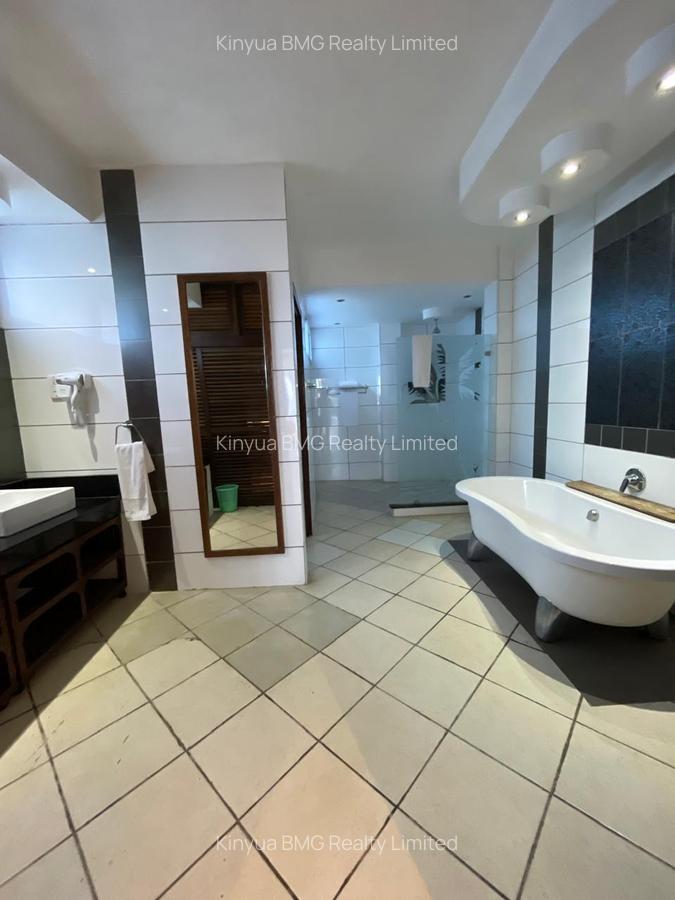 Serviced 3 Bed Apartment with En Suite in Shanzu - 7