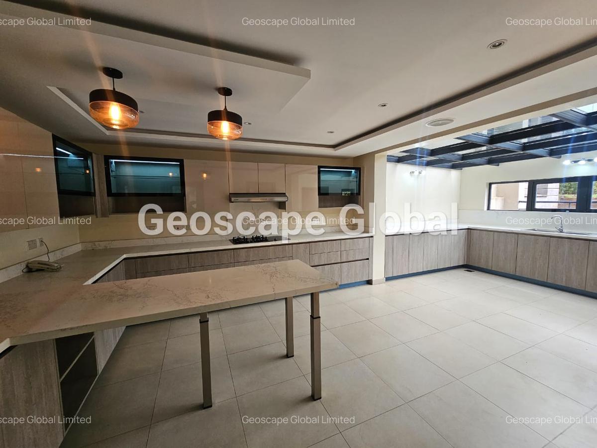 5 Bed House with En Suite in Kitisuru - 4