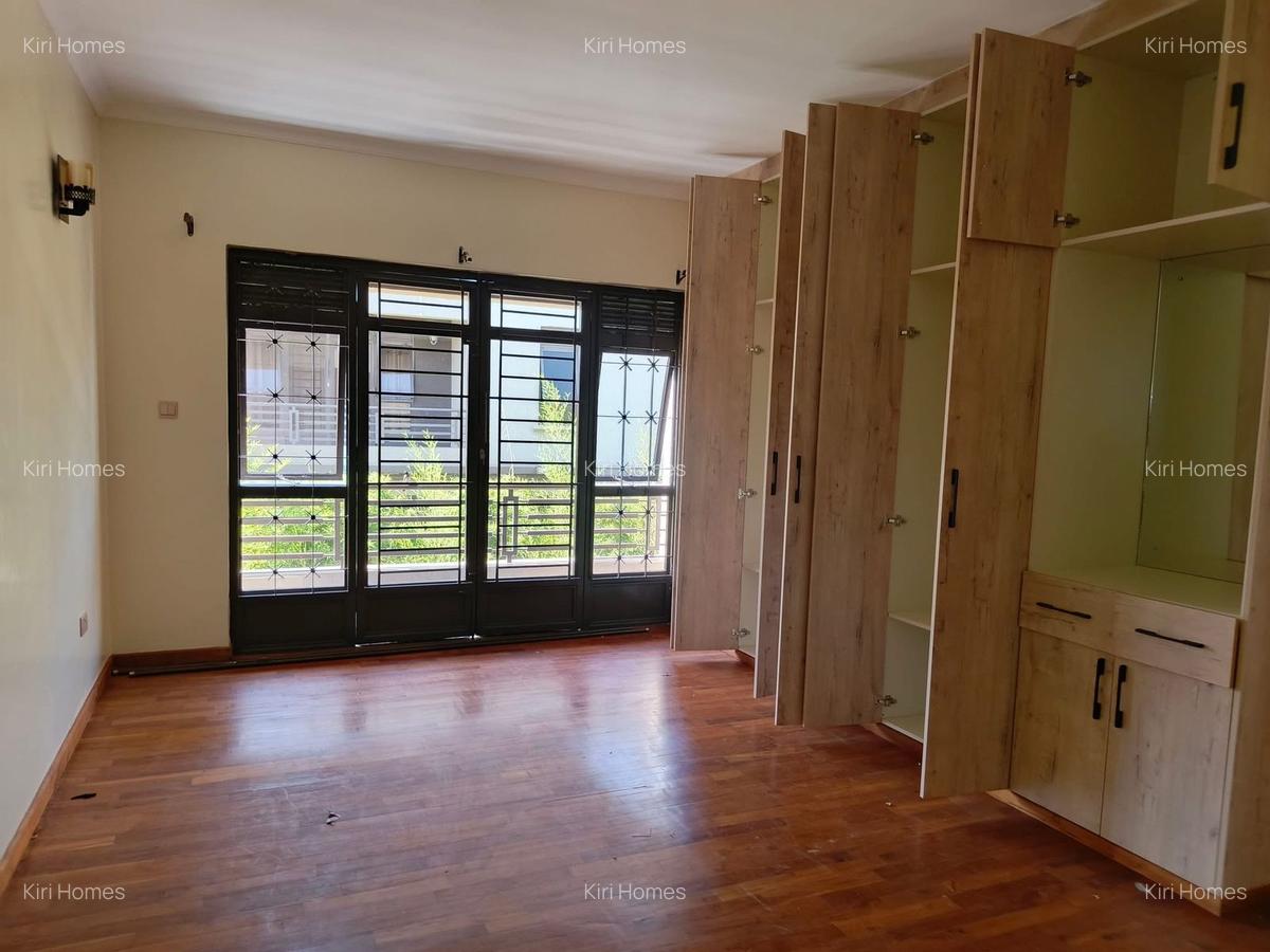 4 Bed Townhouse with En Suite in Runda - 14