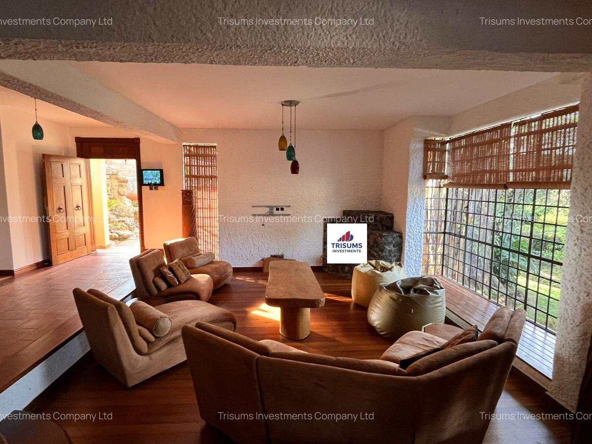 3 Bed House with En Suite at Peponi - 2