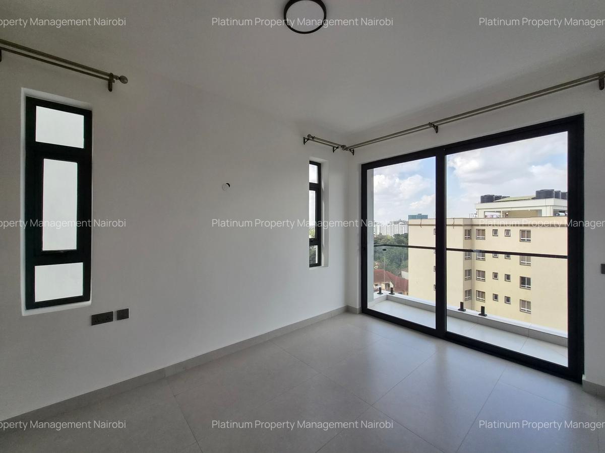 2 Bed Apartment with En Suite at Brookside Gardens - 11