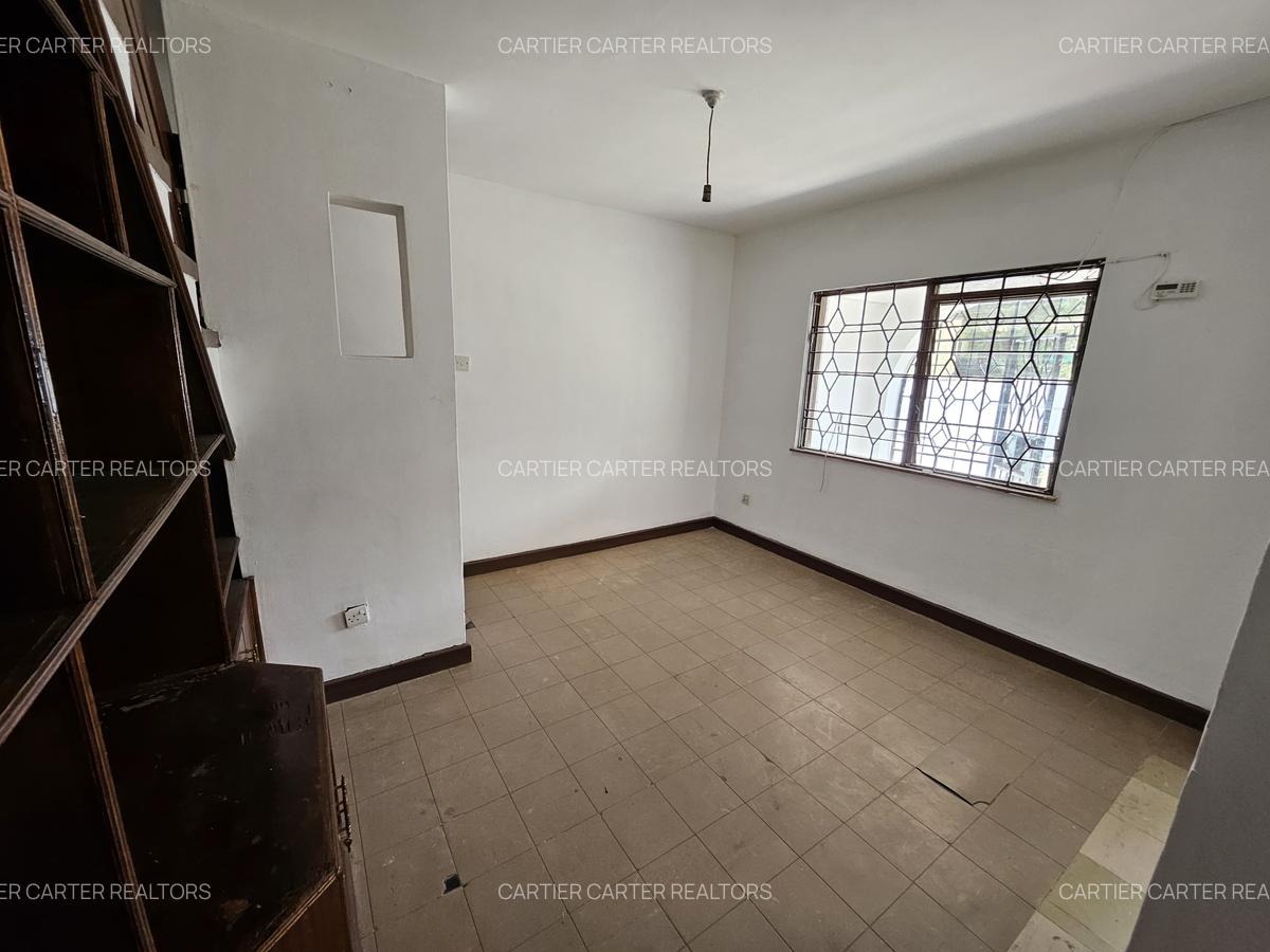 4 Bed House in Buruburu - 6