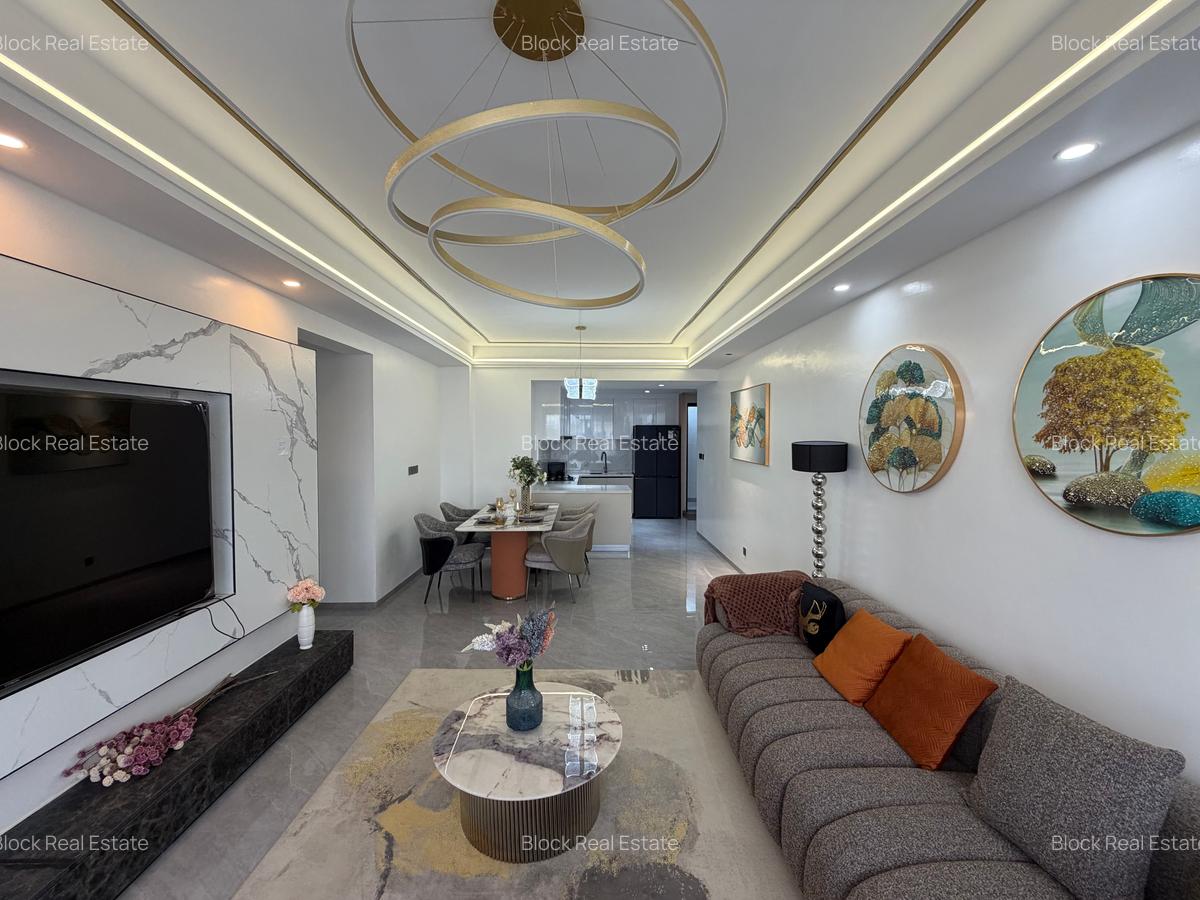 2 Bed Apartment with En Suite in Lavington - 2