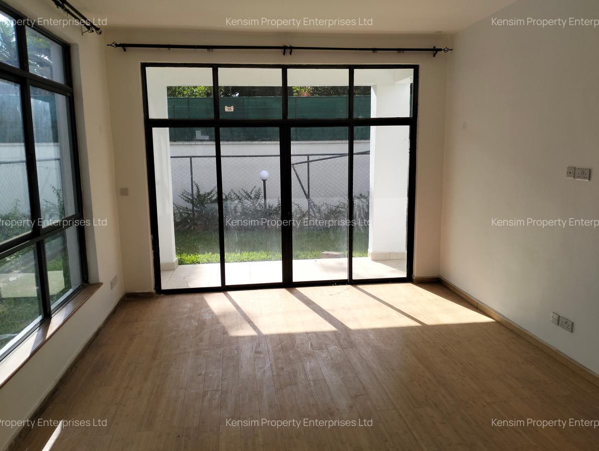 4 Bed Townhouse with En Suite in Lavington - 5