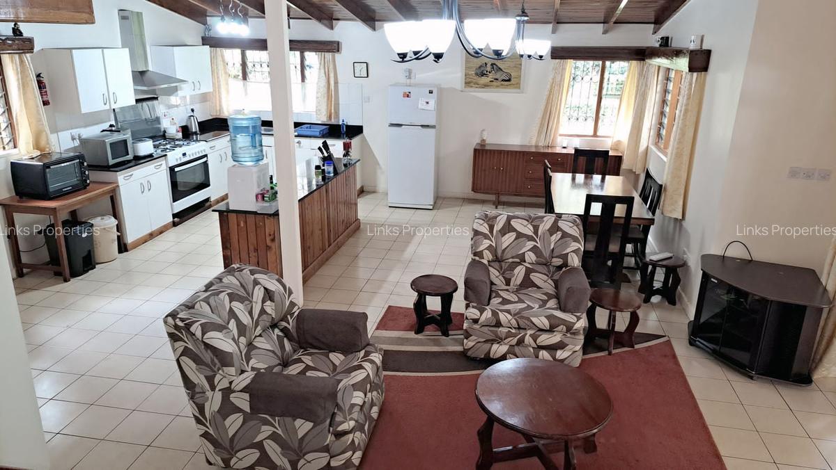 3 Bed House with En Suite at Hardy Area - 10