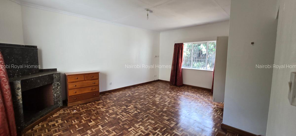 5 Bed House with En Suite at Kyuna Crescent - 17